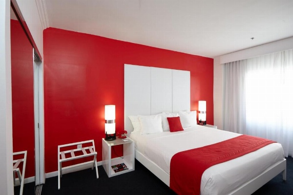 Red South Beach Hotel image 9